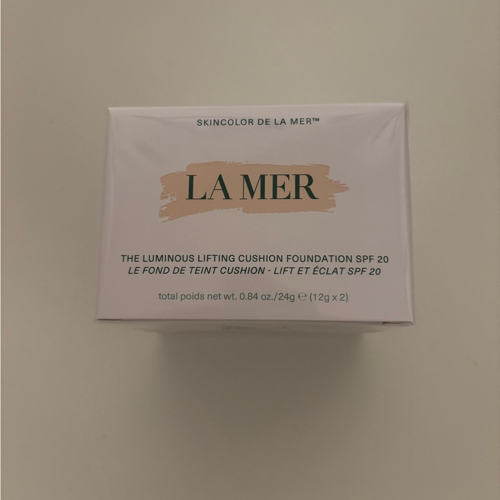 La Mer Luminous Lifting Cushion Foundation SPF 20